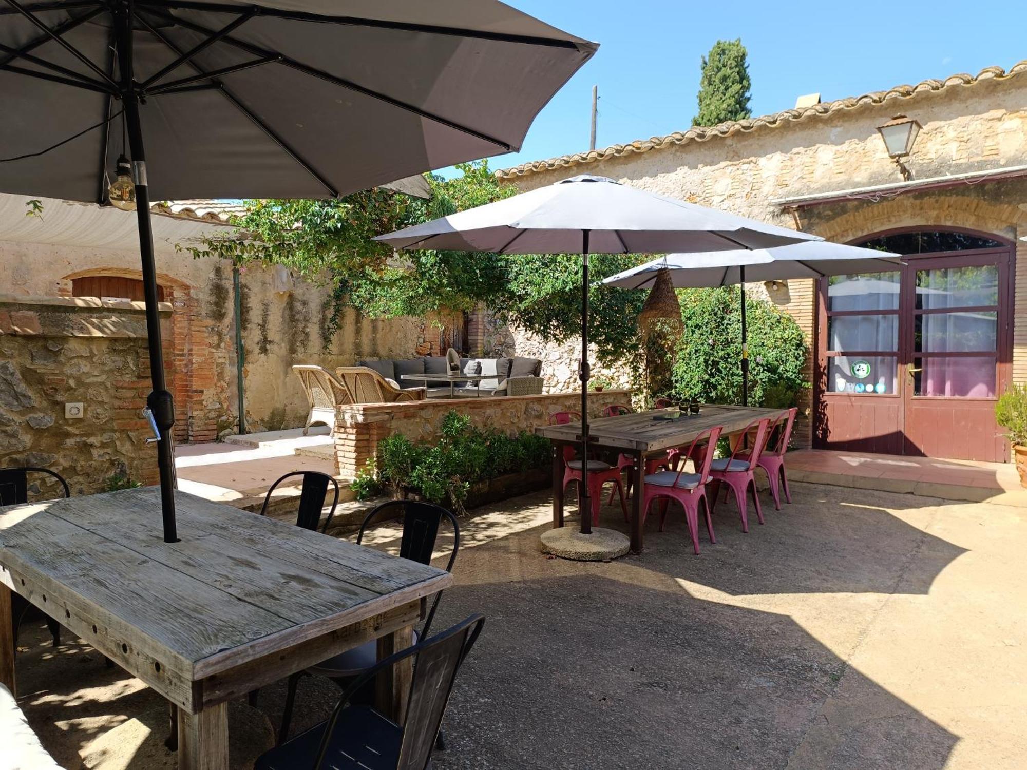 Mas Del Llop Blanc - Dog Friendly Hostal Rural - B&B Sobrestany Exteriör bild