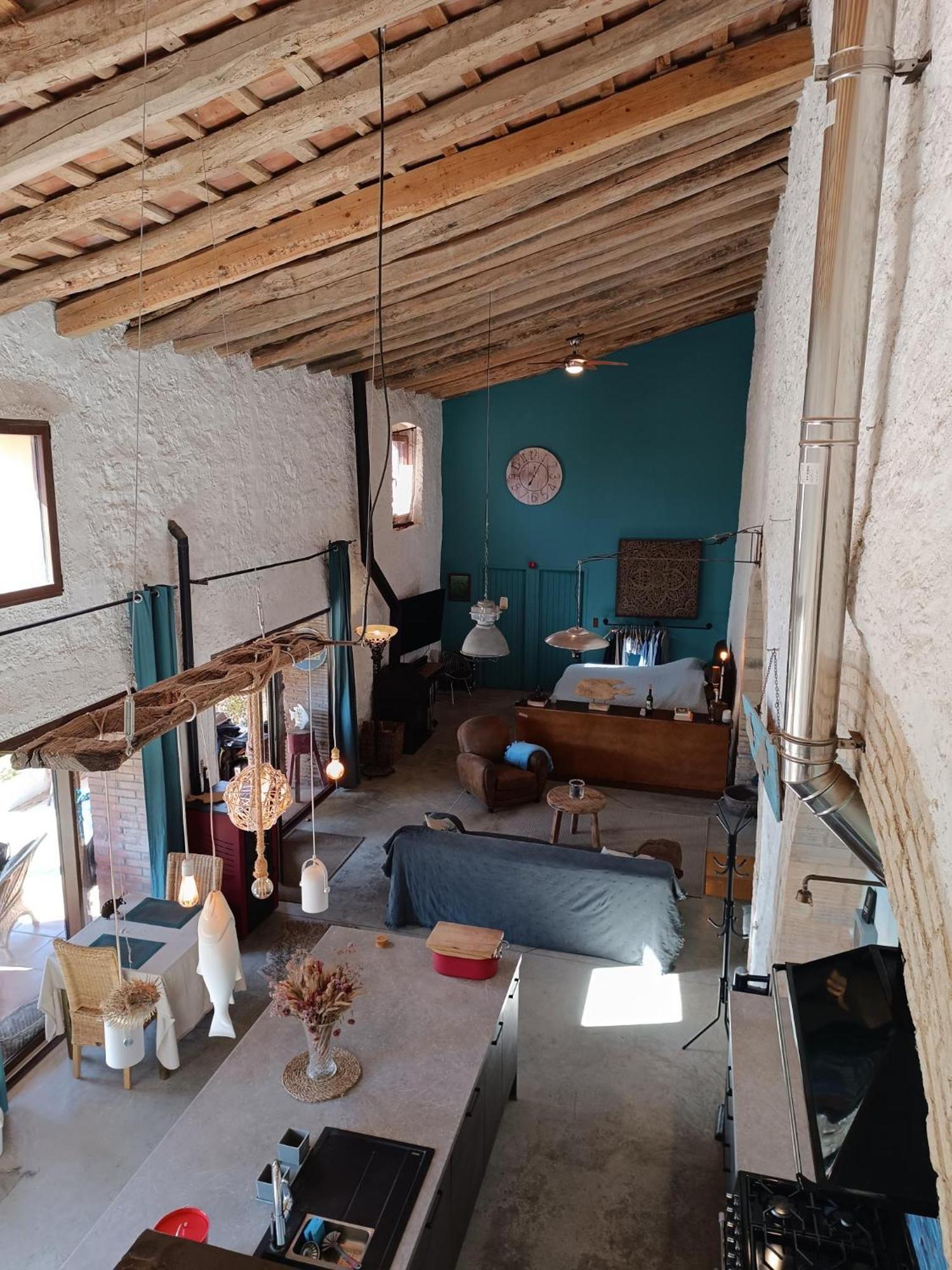 Mas Del Llop Blanc - Dog Friendly Hostal Rural - B&B Sobrestany Exteriör bild