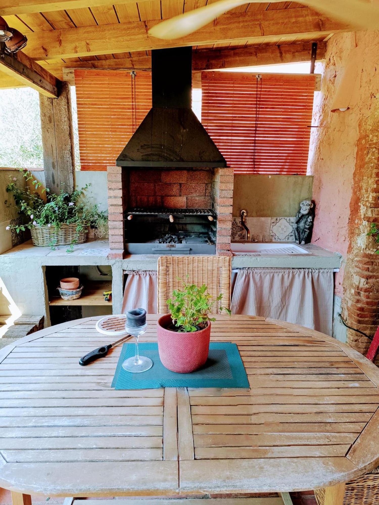 Mas Del Llop Blanc - Dog Friendly Hostal Rural - B&B Sobrestany Exteriör bild